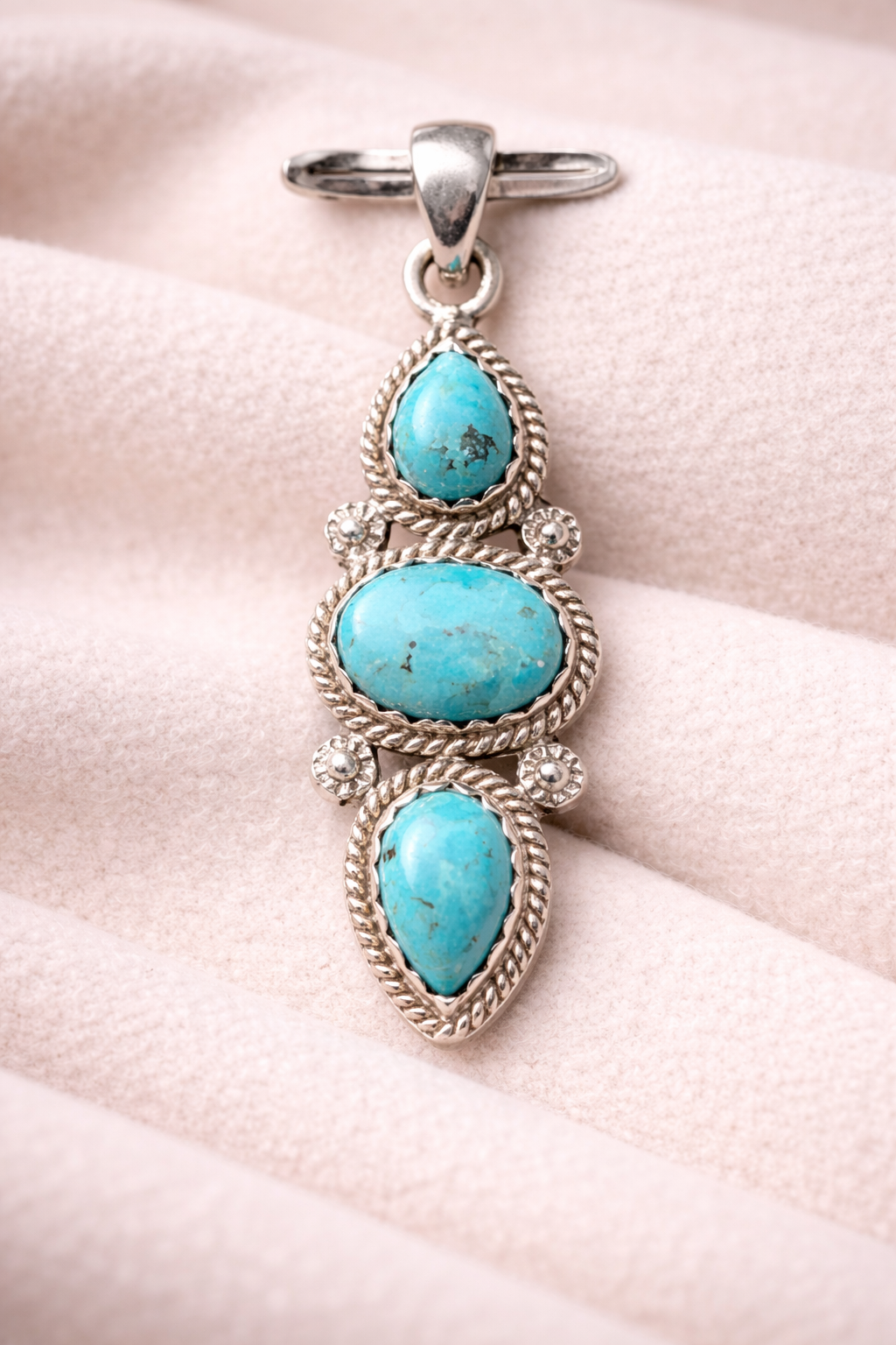 Kingman Turquouse Natural Stone .925 Solid Sterling Silver Pendant