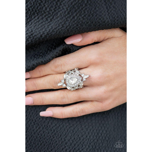 Mega Stardom - White Ring