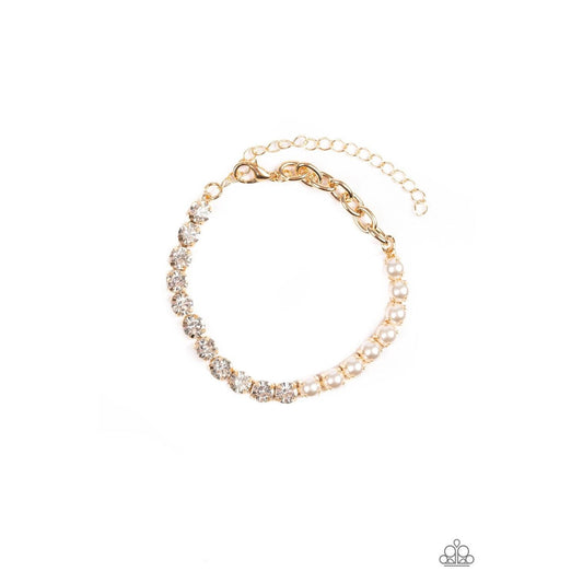 Out Like A SOCIALITE – Gold Bracelet