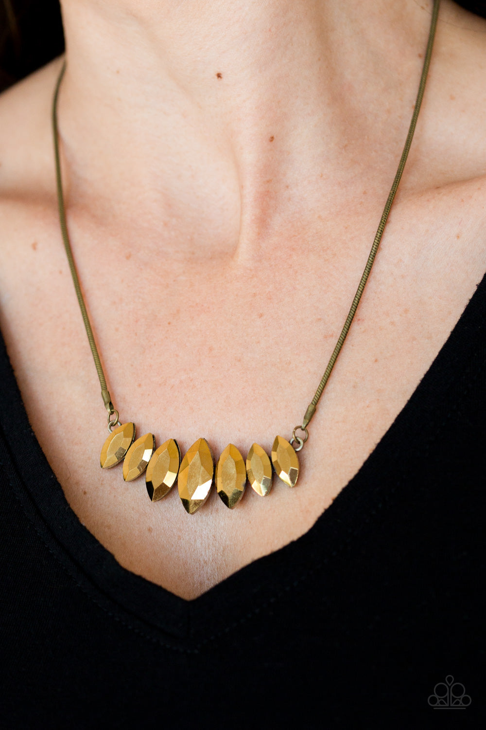 Leading Lady - Brass Necklace 868