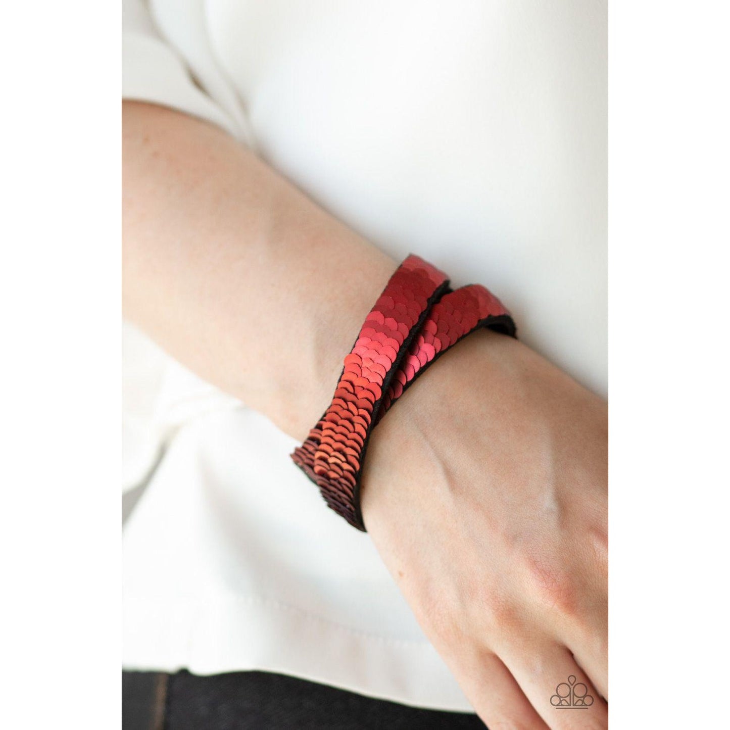 Under The SEQUINS – Brown Bracelet