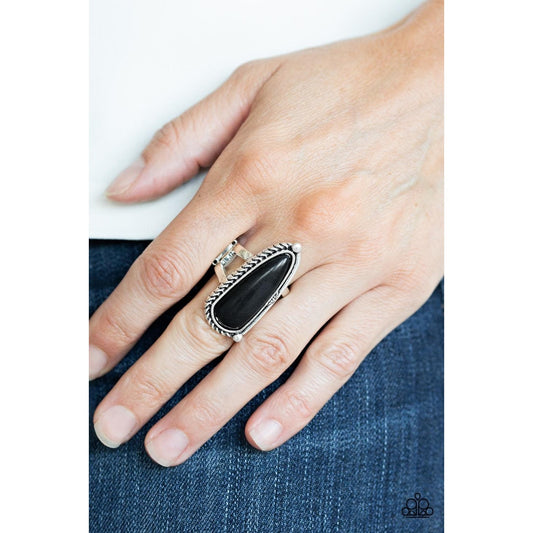 Pioneer Plains - Black Ring