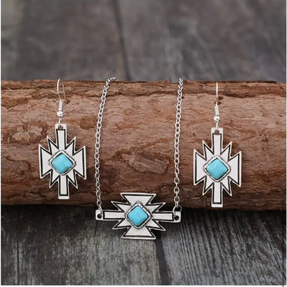 Western Country Cowgirl Southwestern Turquoise Silver Necklace Earring Set NWT