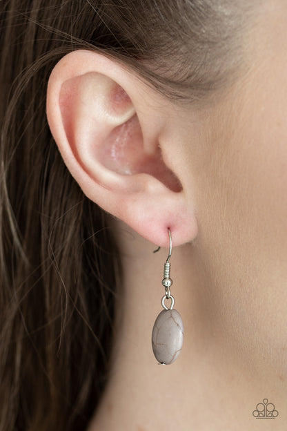 Southwest Showdown - Silver Necklace Earring Set Paparazzi 2825