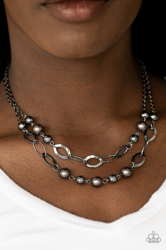 Glimmer Takes All Black Necklace 1465